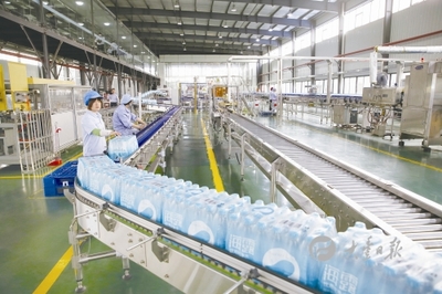 豐海新能源推出'海露'純凈水新包裝瓶，推動海水淡化與資源再生利用技術發展